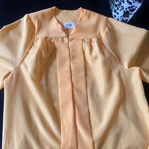 Graduation Gown size 5’1” -5’3”